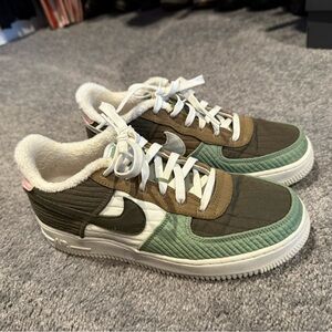Nike Air Force 1 kids 7/womens 8.5